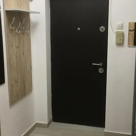 Apartment Van Cath Studio Bukarest